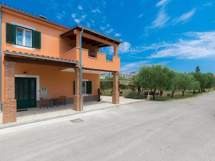 Ferienwohnung Apartman Sani Pula Kroatien